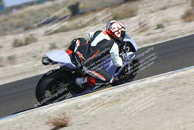 media/Nov-02-2025-Lets Ride (Sun) [[f7a3caa734]]/B Group/1220pm (Turn 2 Outside)/